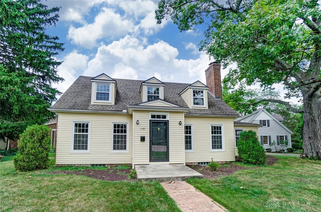 Property Photo: 118 N Pelham Drive OH 45429