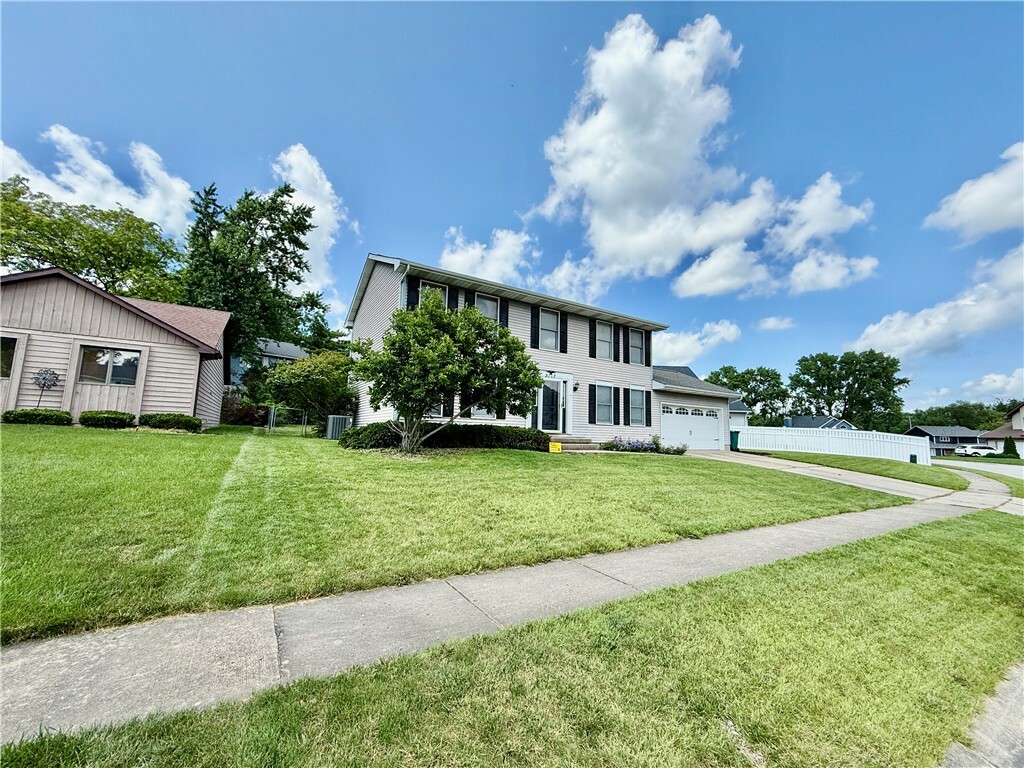 Property Photo: 3707 N Woodridge Drive IL 62526