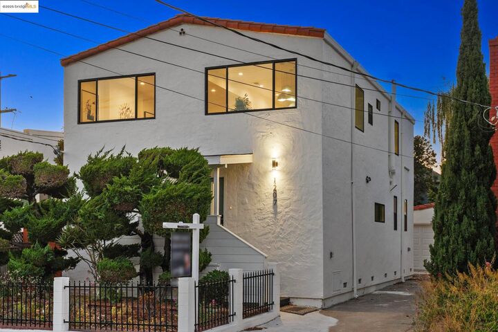 1207 Cedar St  Berkeley CA 94702 photo