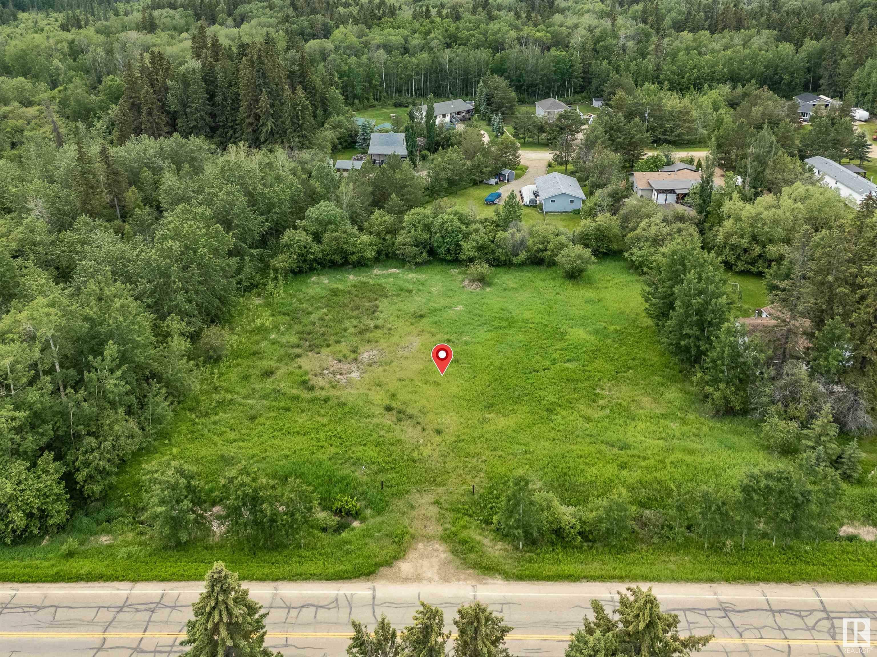 Property Photo:  6801 50 Street  AB T0C 2C0 