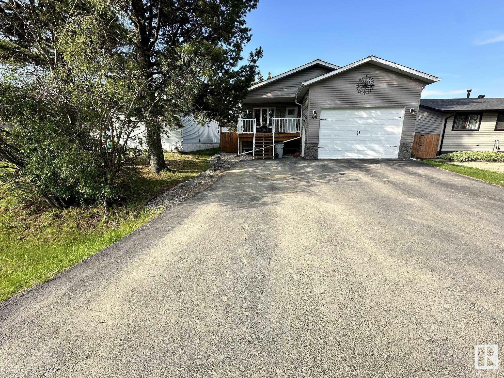 Property Photo:  7101 Glenwood Drive  AB T7E 1N1 