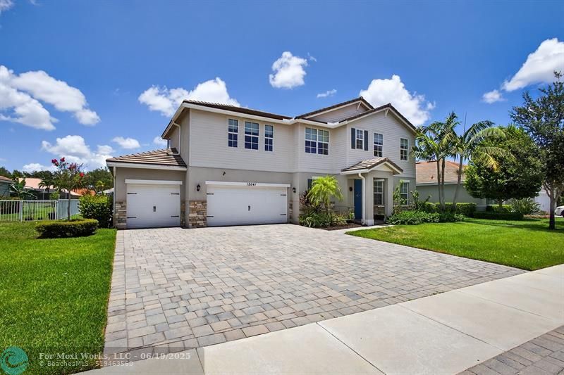 Property Photo: 12041 Cypress Key Way FL 33411