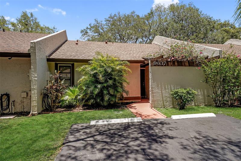 Property Photo: 9637 NW 15th Ct FL 33024