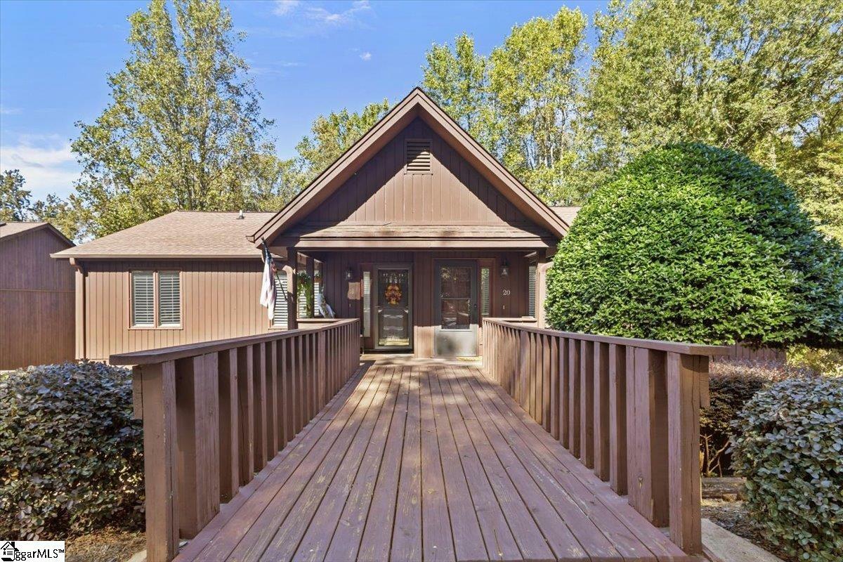 Property Photo:  20 Creekside Way  SC 29609 