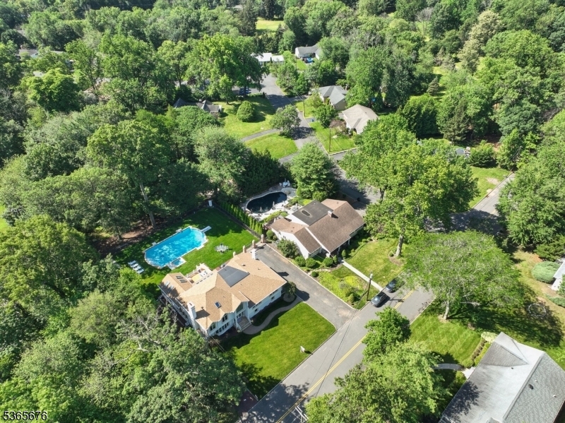 Property Photo: 1503 Woodacres Dr NJ 07092