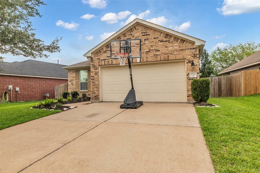 Property Photo: 27502 Macy Hills Court TX 77386