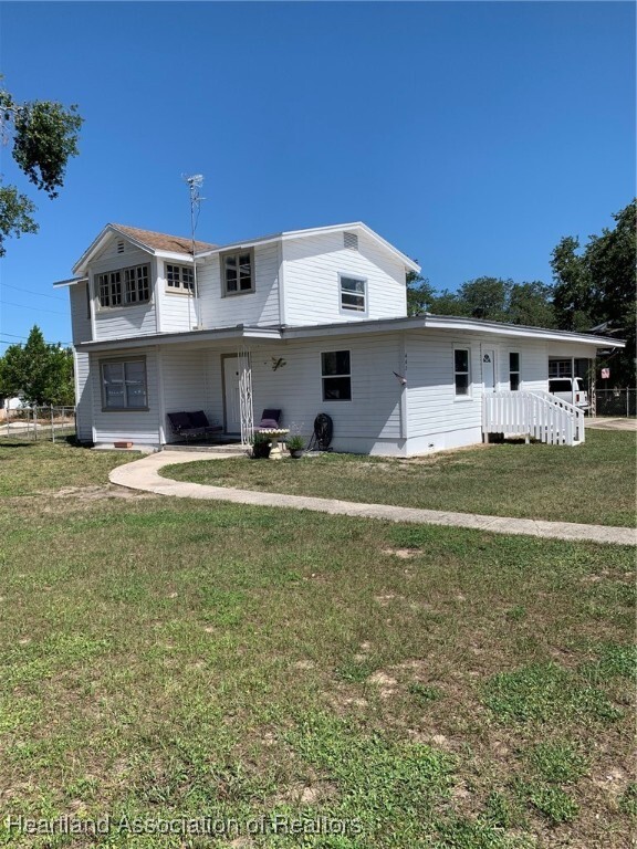 402 S Franklin Street  Sebring FL 33870 photo