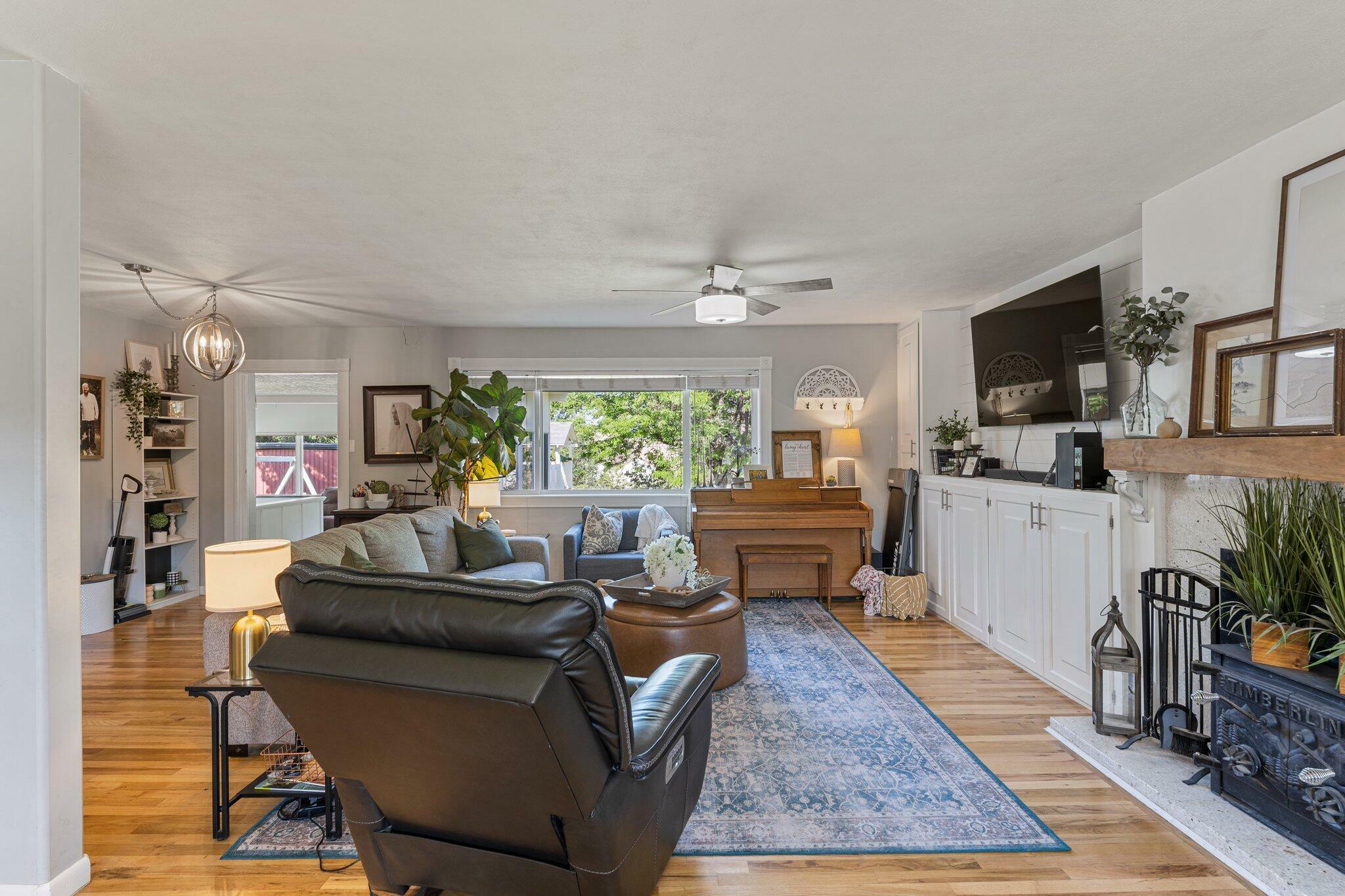 Property Photo: 237 N 400 W UT 84721