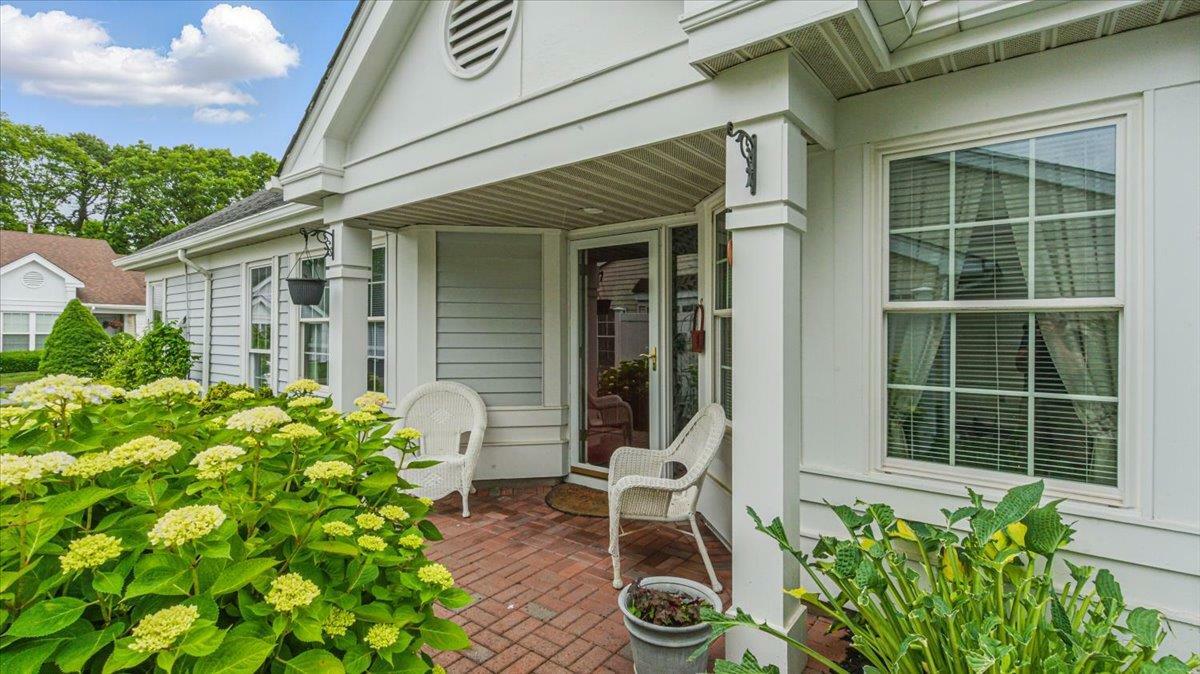 Property Photo: 5 Sayville Court NY 11961