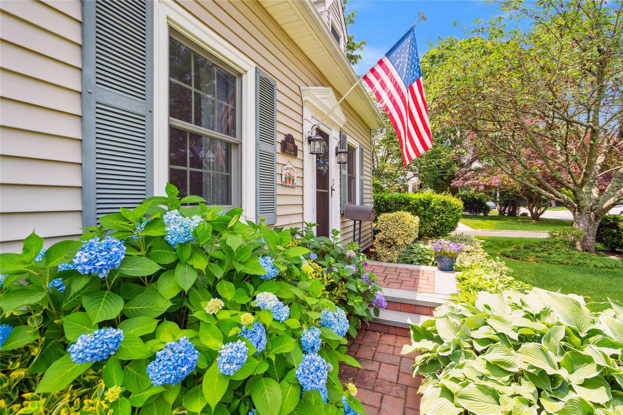 Property Photo:  3160 Birch Place  NY 11793 