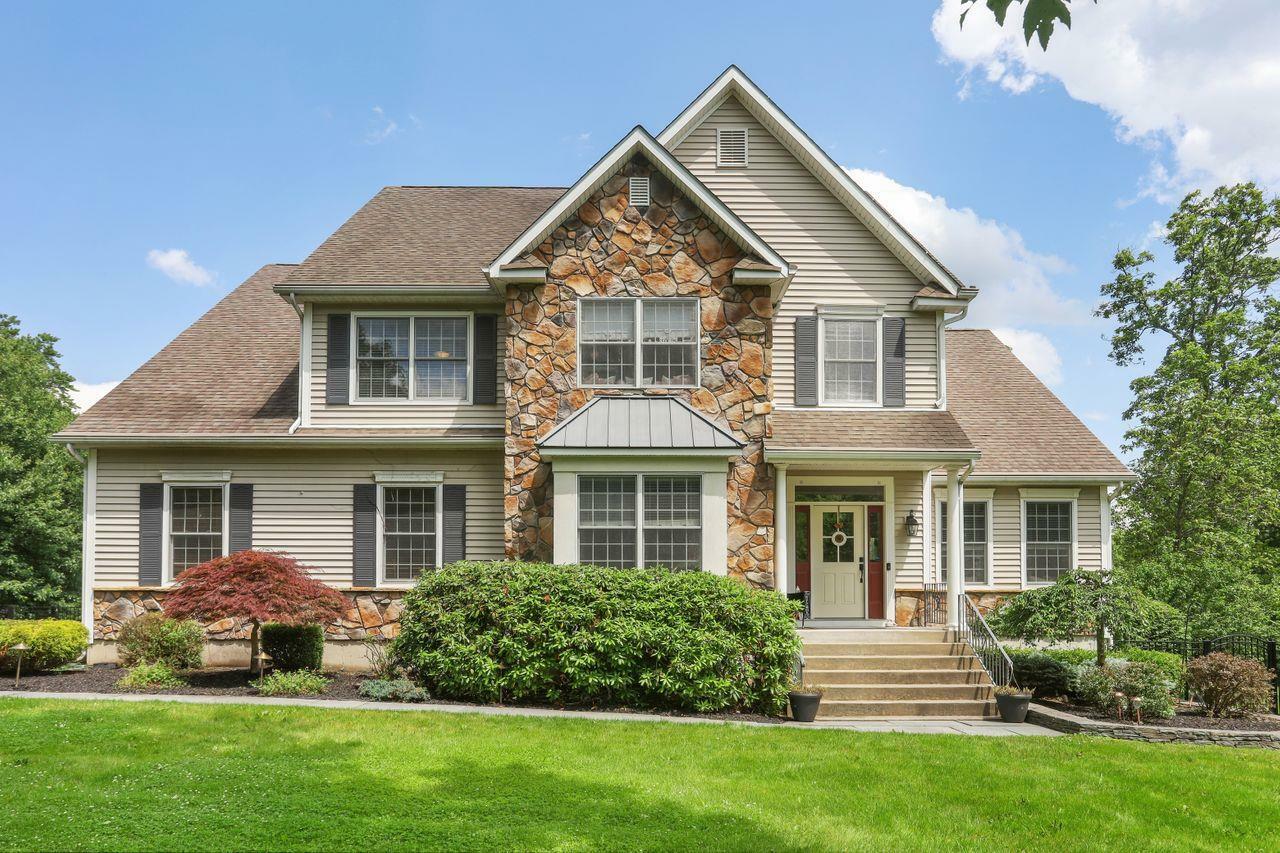 Property Photo: 36 Saint Andrews Lane NY 12533