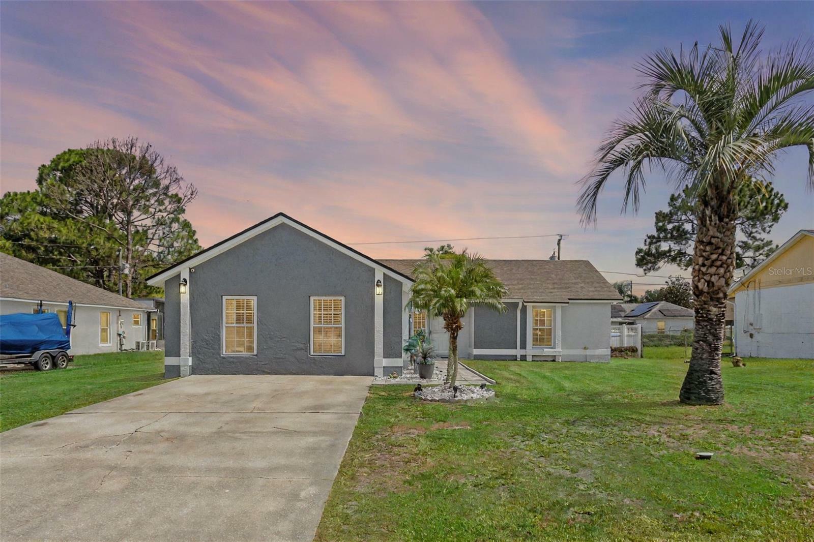 Property Photo: 2936 Estill Street FL 32738