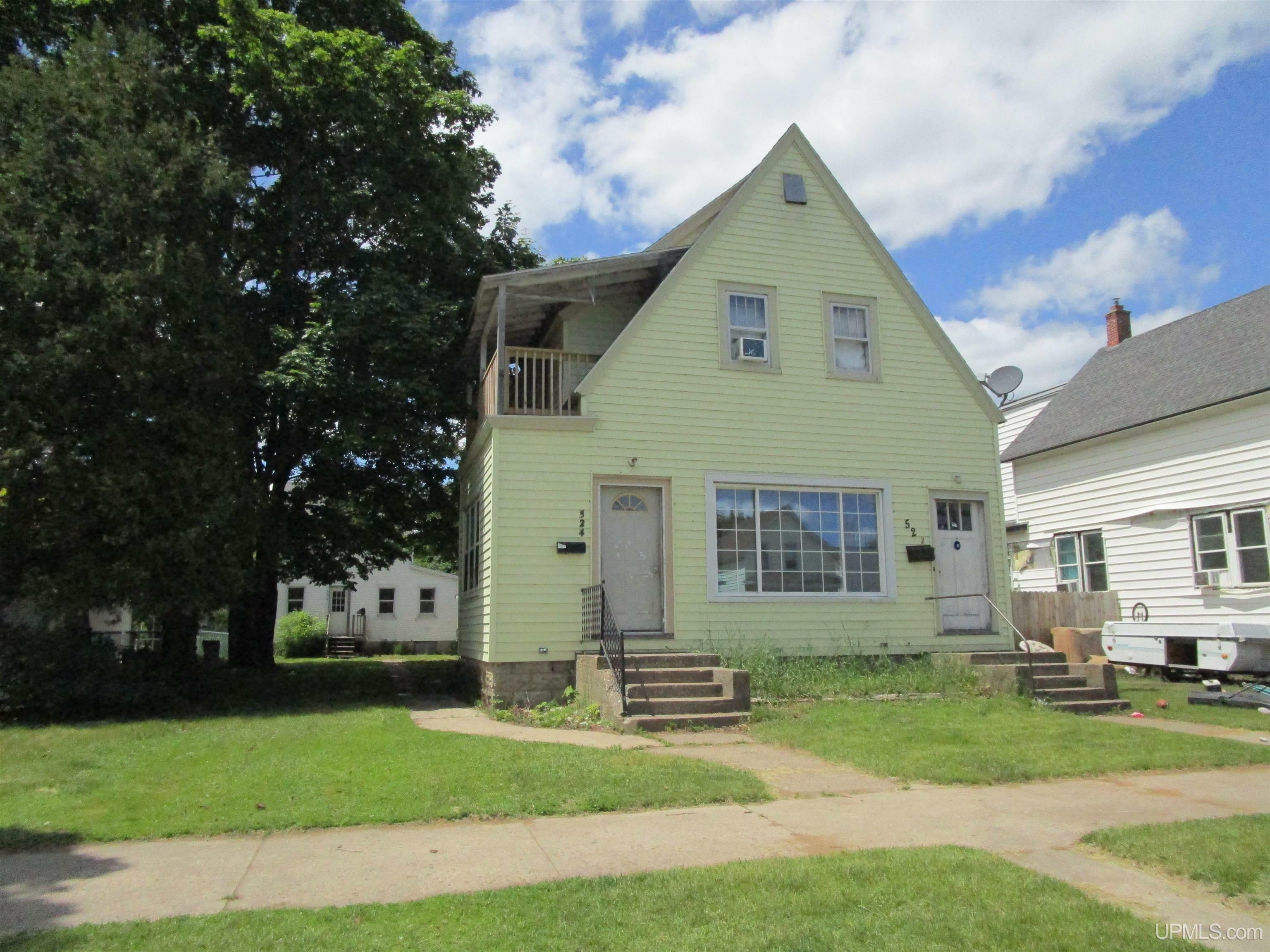522 S 12th Street  Escanaba MI 49829 photo