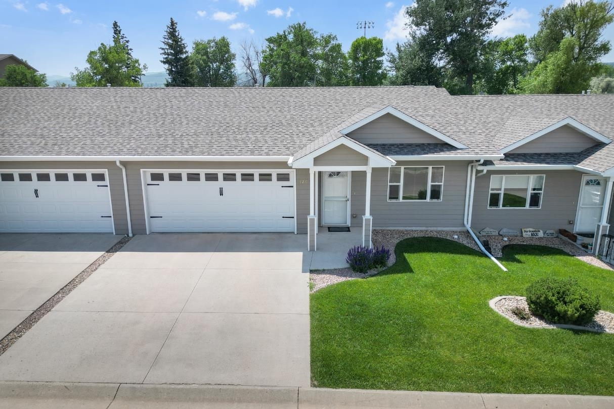 1205 Silverbrook Lane  Spearfish SD 57783 photo