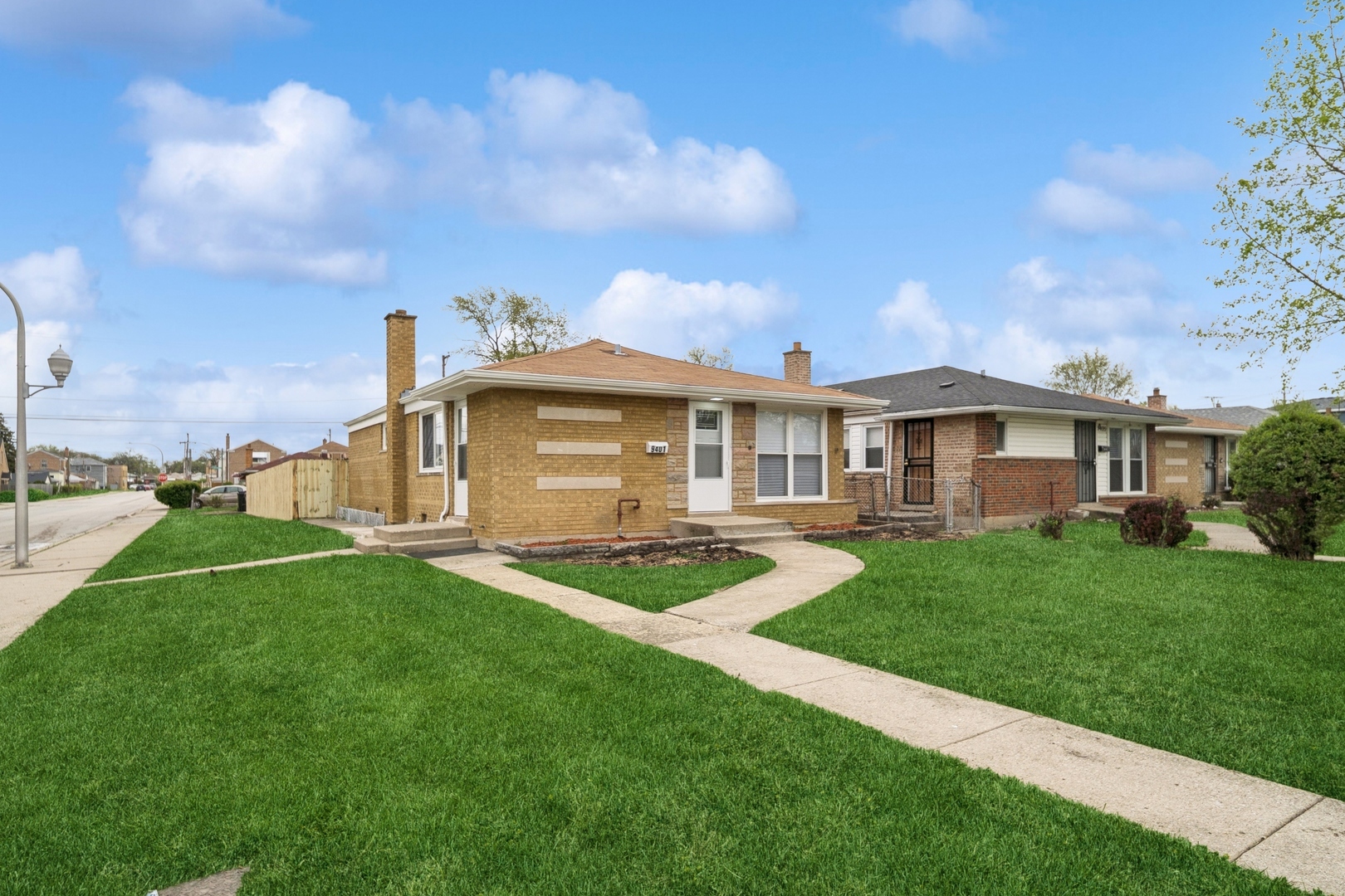 Property Photo:  9401 S Sangamon Street  IL 60620 
