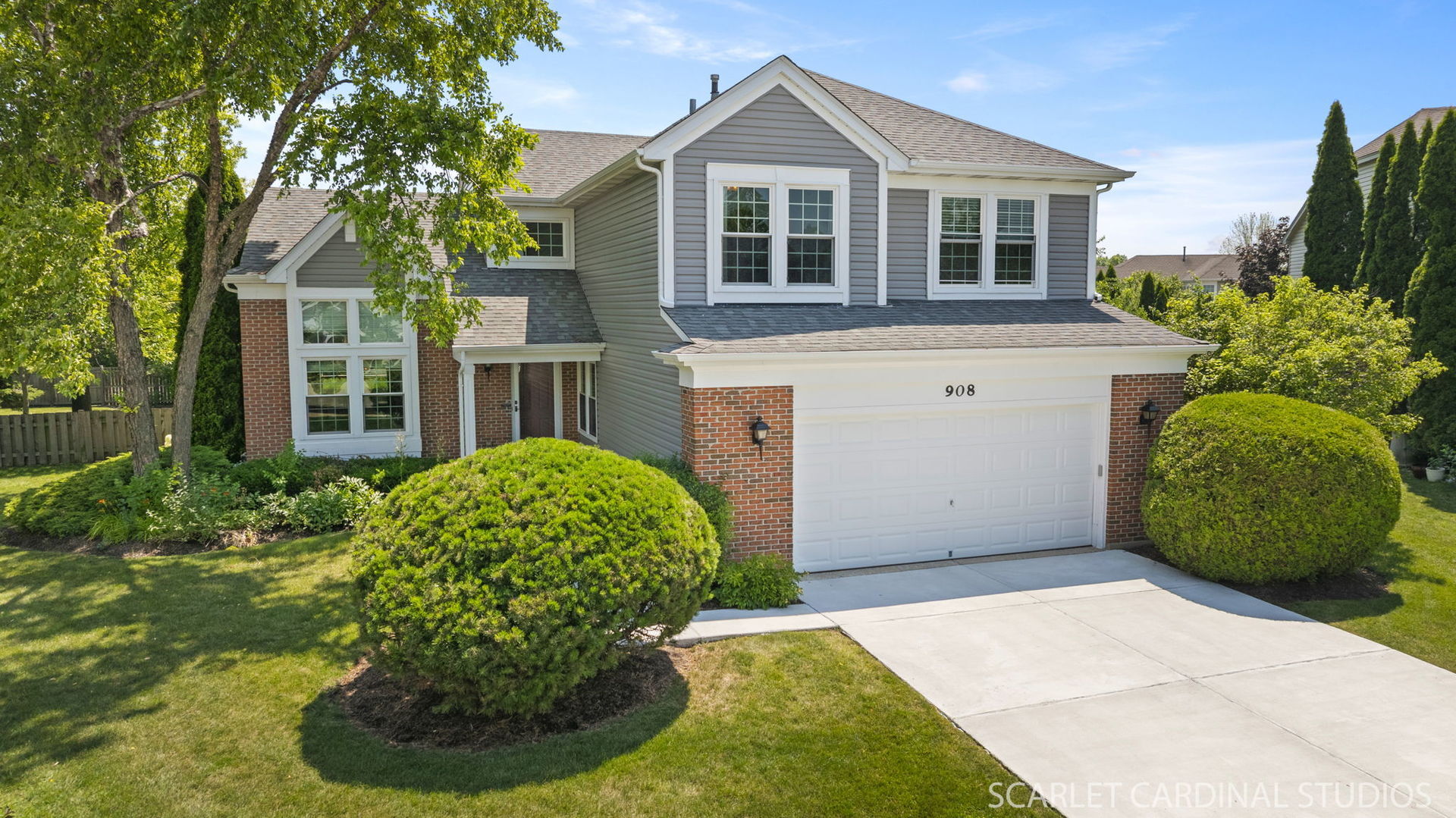 Property Photo: 908 Pimpernel Court IL 60540