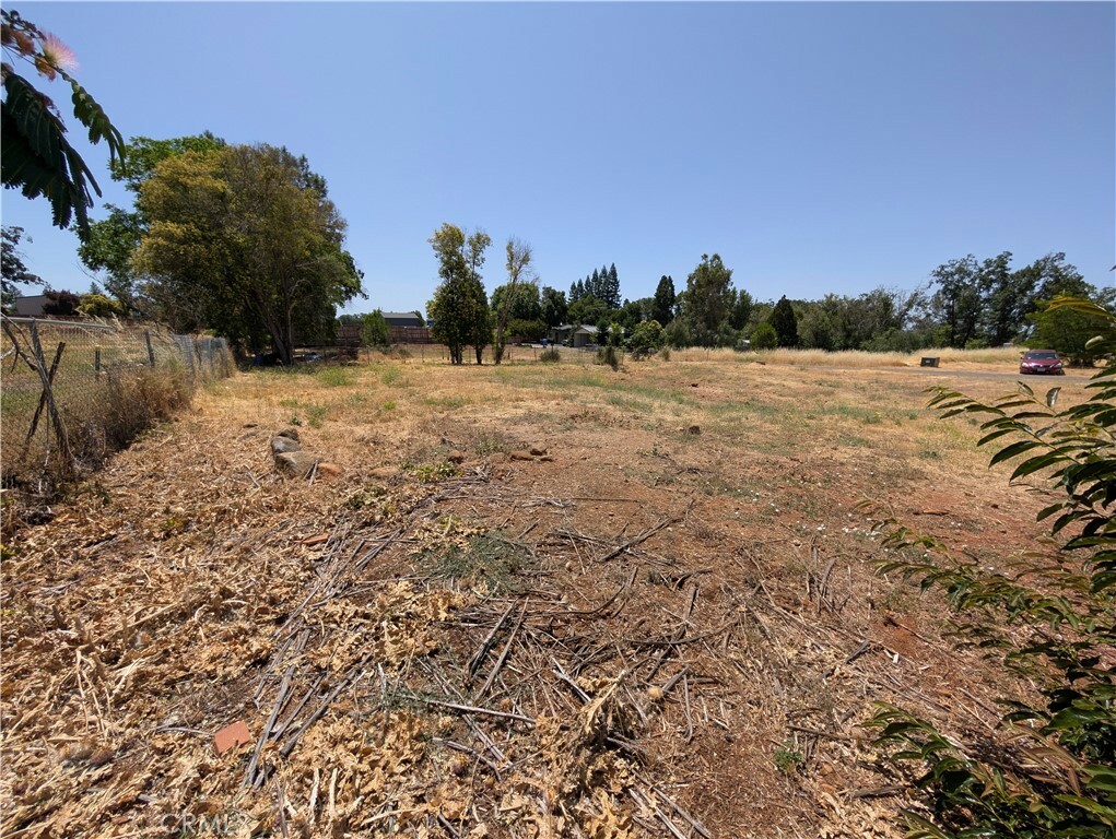 Property Photo:  561 Rustic Lane  CA 95969 