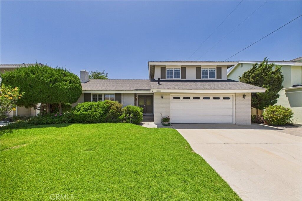Property Photo: 10469 Gregory Circle CA 90630