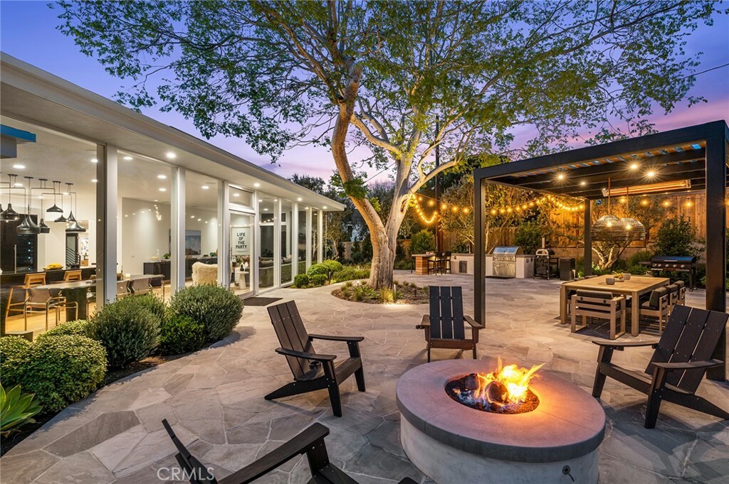 Property Photo:  2301 Santiago Drive  CA 92660 