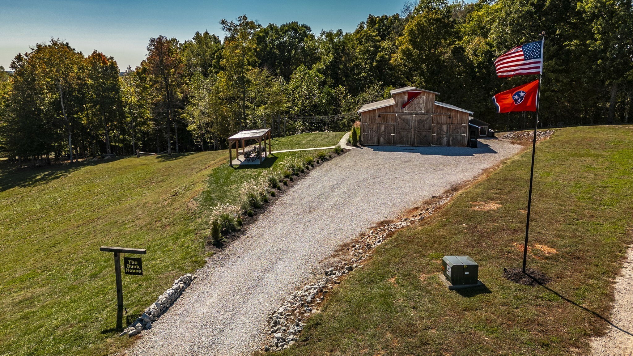 Property Photo: 1741 Highway 48 S TN 37055