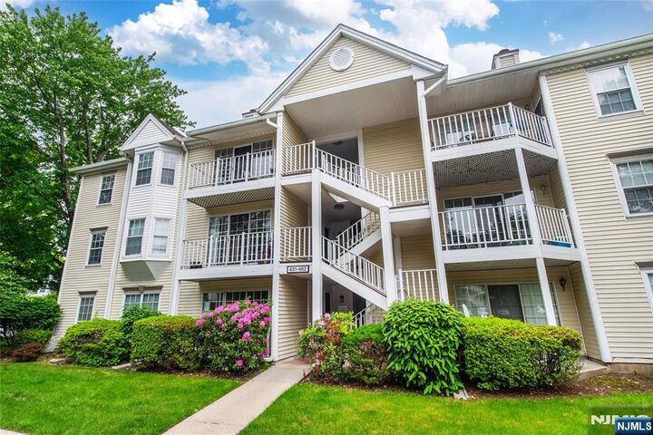 Property Photo:  462 Poets Way  NJ 07430 