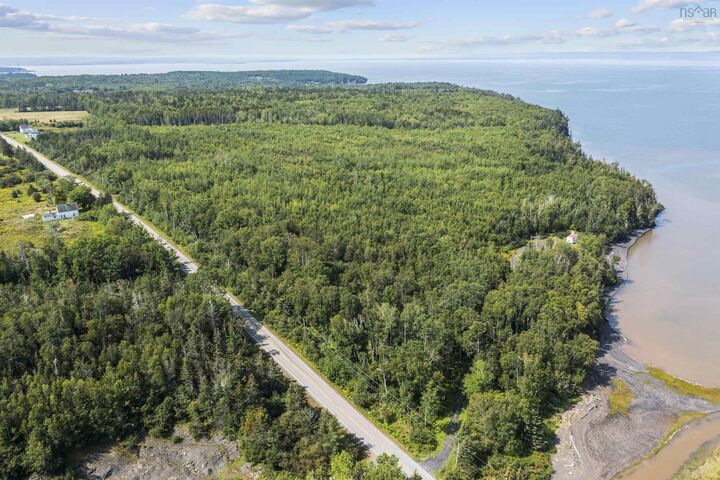 7539 Highway 215  Bramber NS B0N 2R0 photo