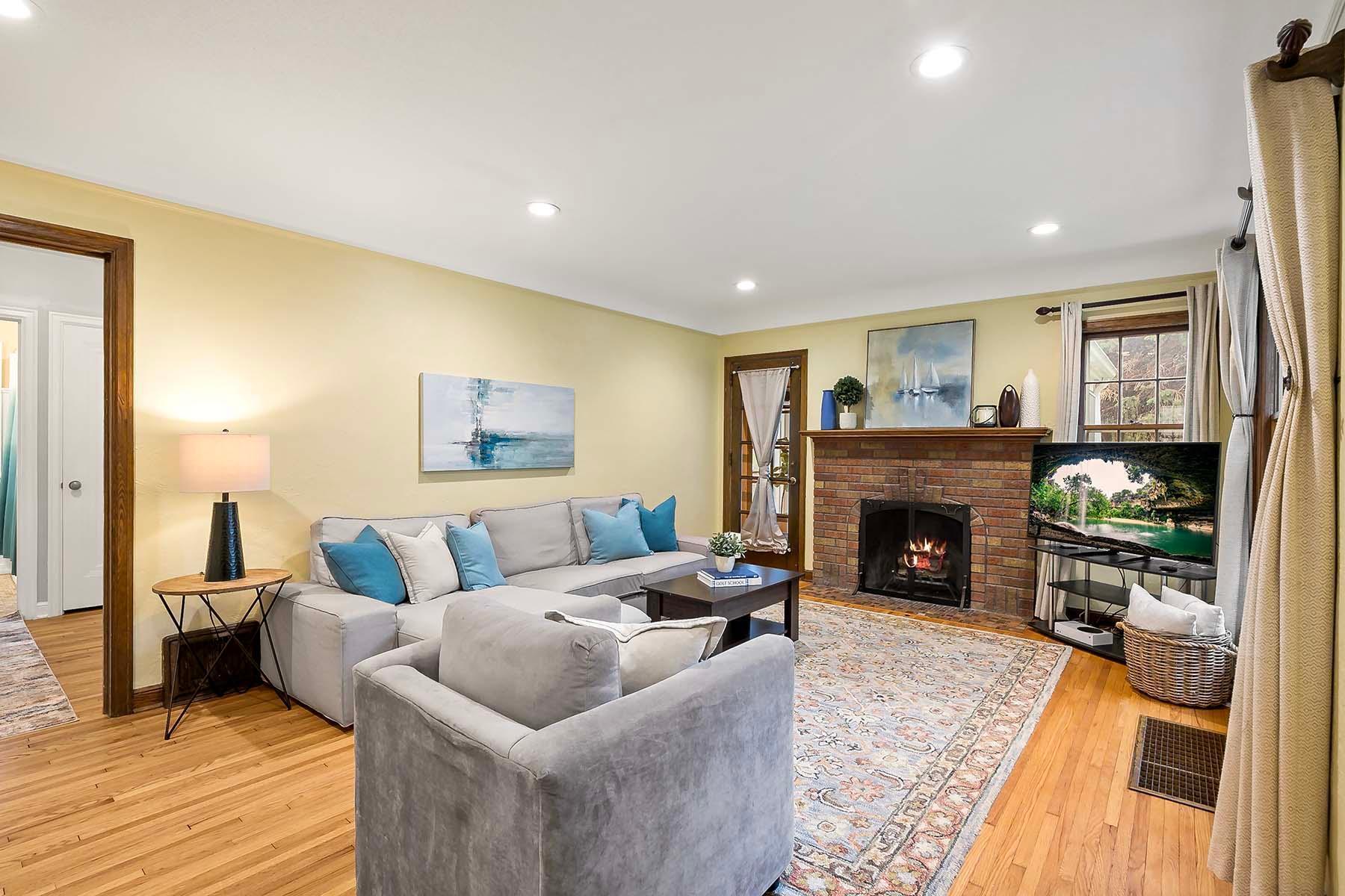 Property Photo: 6449 Humboldt Avenue S MN 55423
