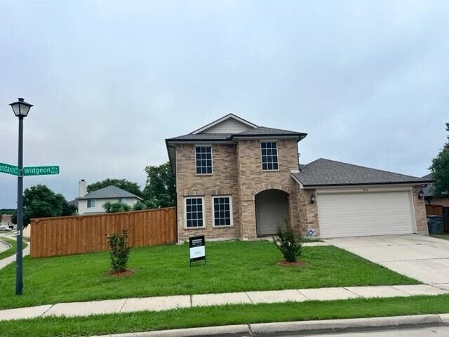 Property Photo: 8412 Widgeon Way TX 75249