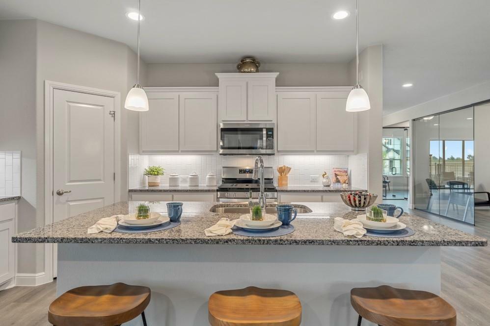 Property Photo: 137 Medina Lane TX 76078
