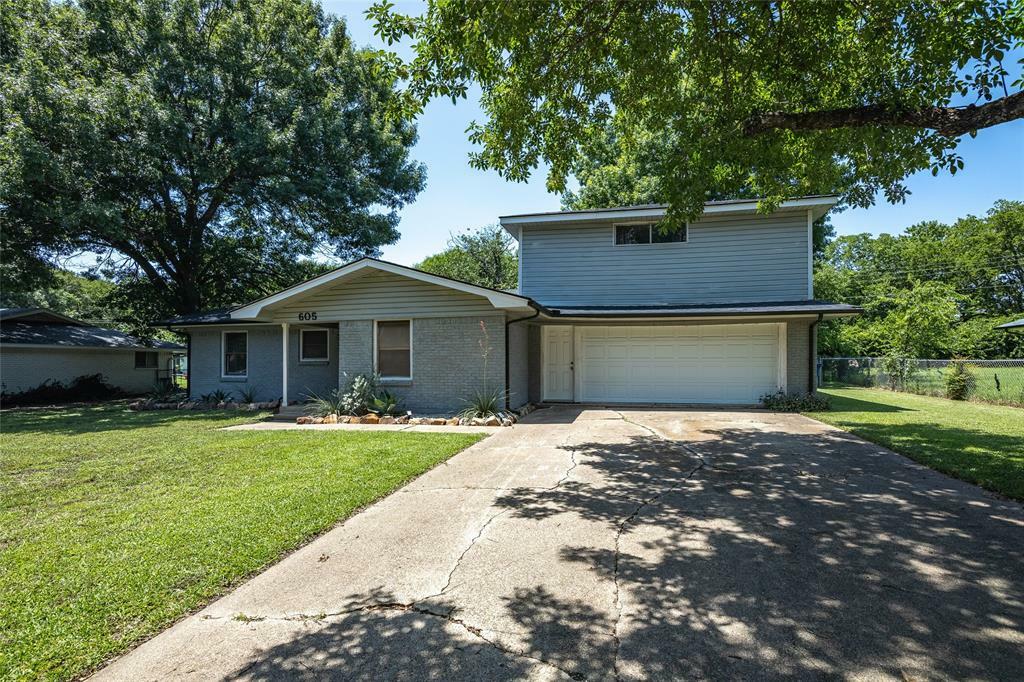 Photo de la propriété: 605 Loma Alta Street TX 75119