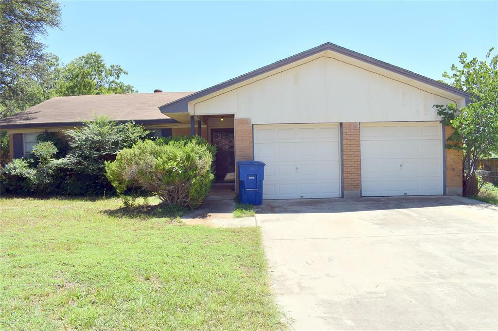 Property Photo: 109 Bonnie Place TX 76801