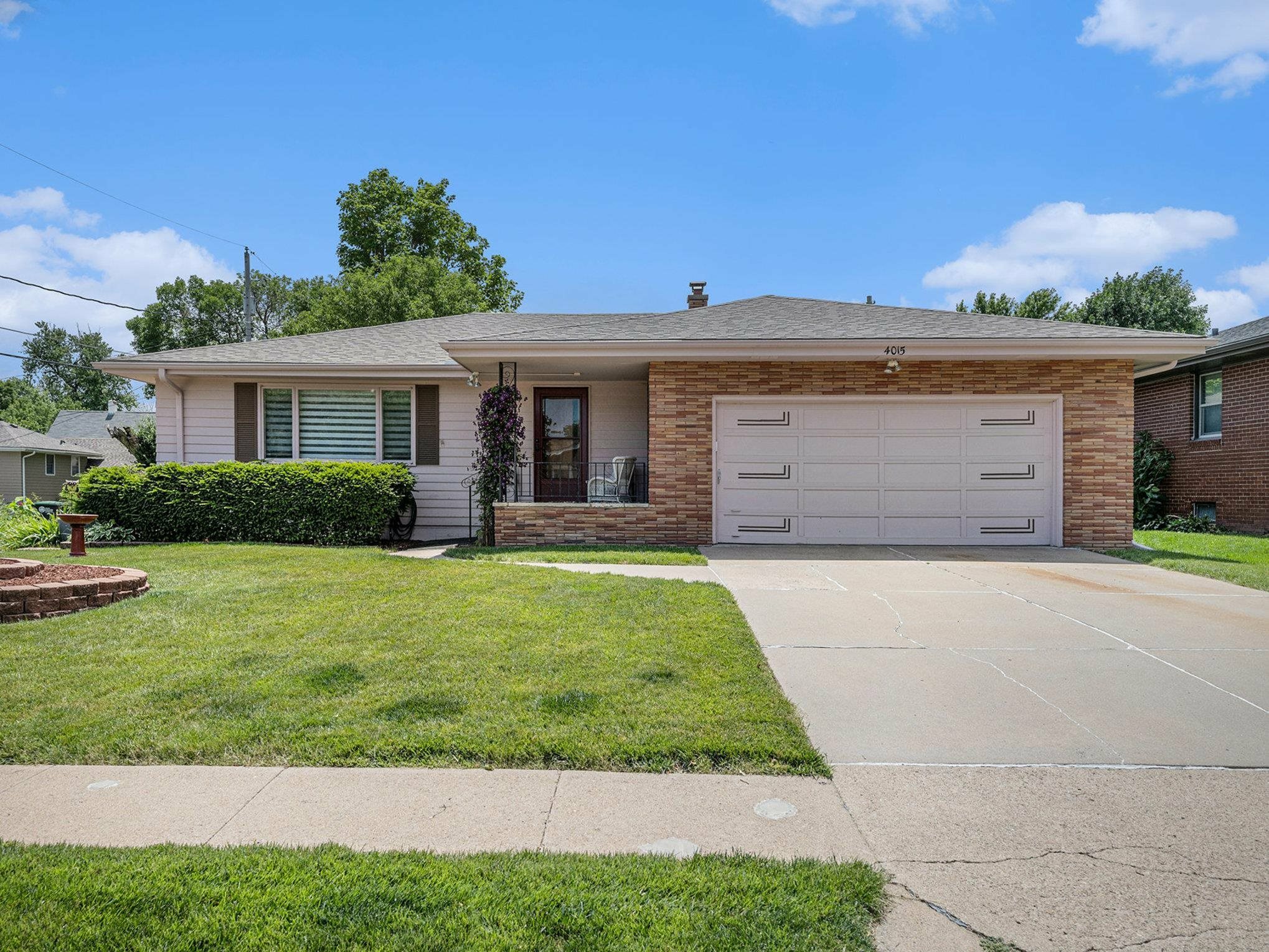 Property Photo: 4015 Arbor Street NE 68105