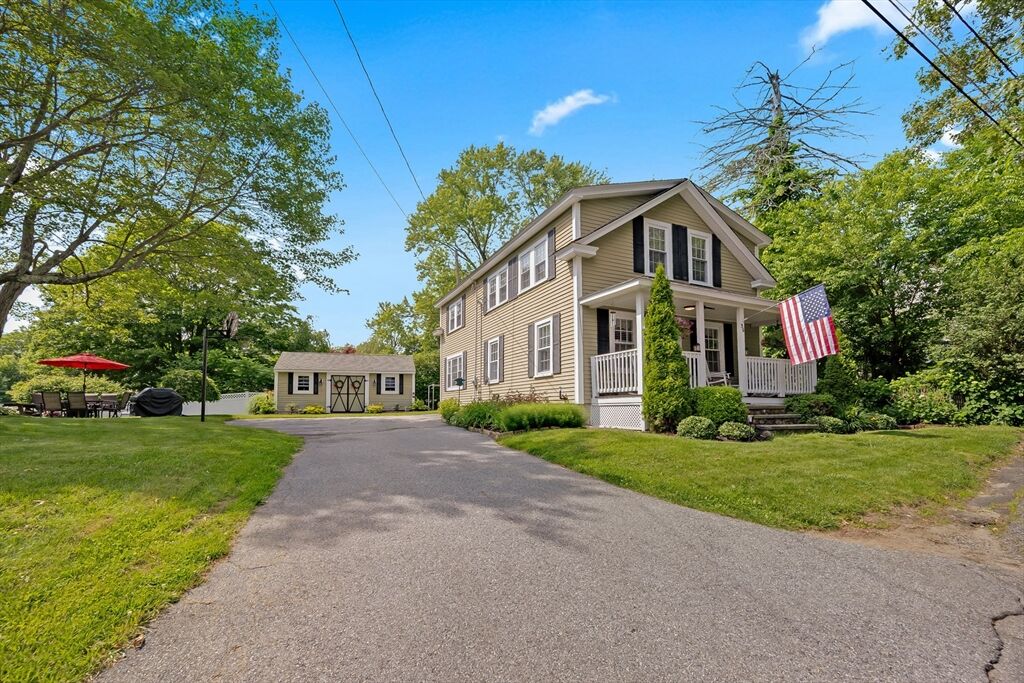 Property Photo: 35 Emond St MA 01534