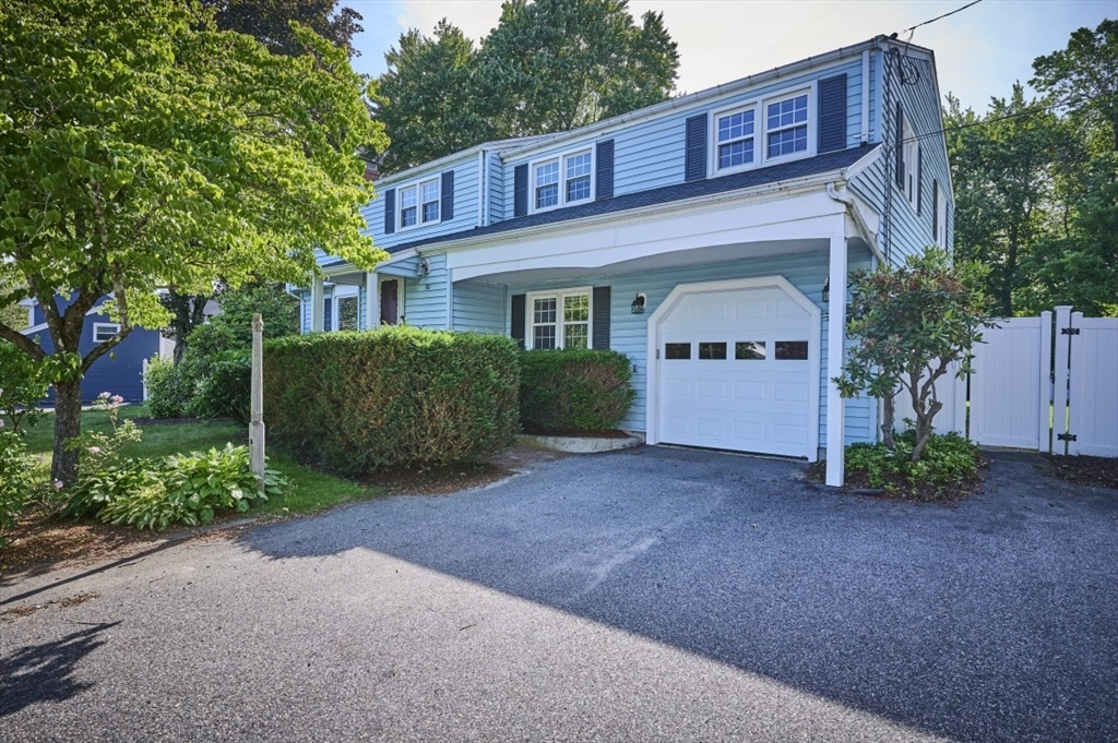 Property Photo:  10 Locust St  MA 01803 
