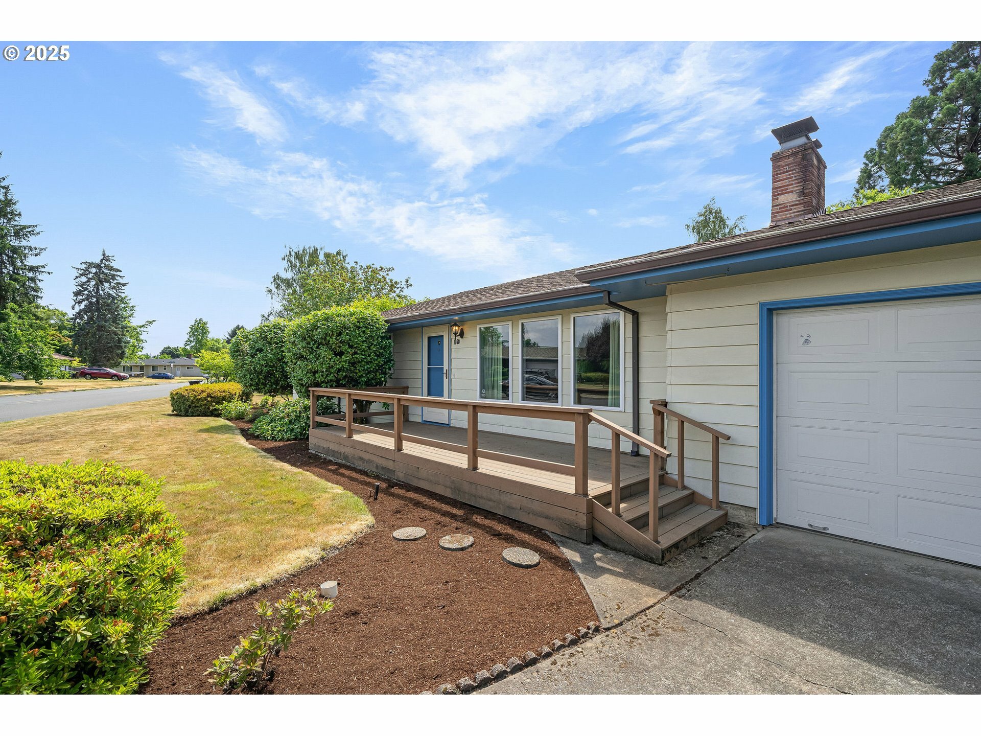 Property Photo: 1160 NE Arrington Rd OR 97124
