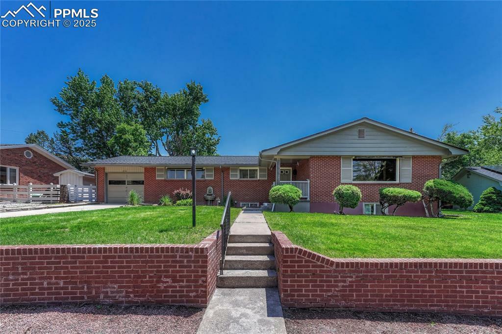 Property Photo:  2533 Bennett Avenue  CO 80909 
