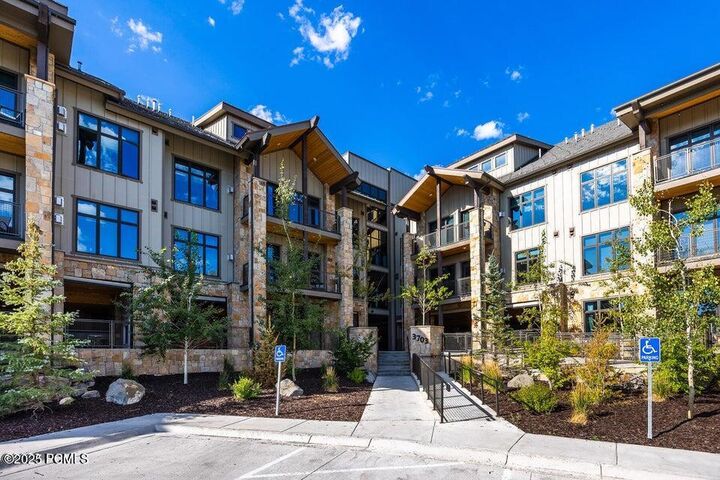 3703 Blackstone Drive Unit 307  Park City UT 84098 photo