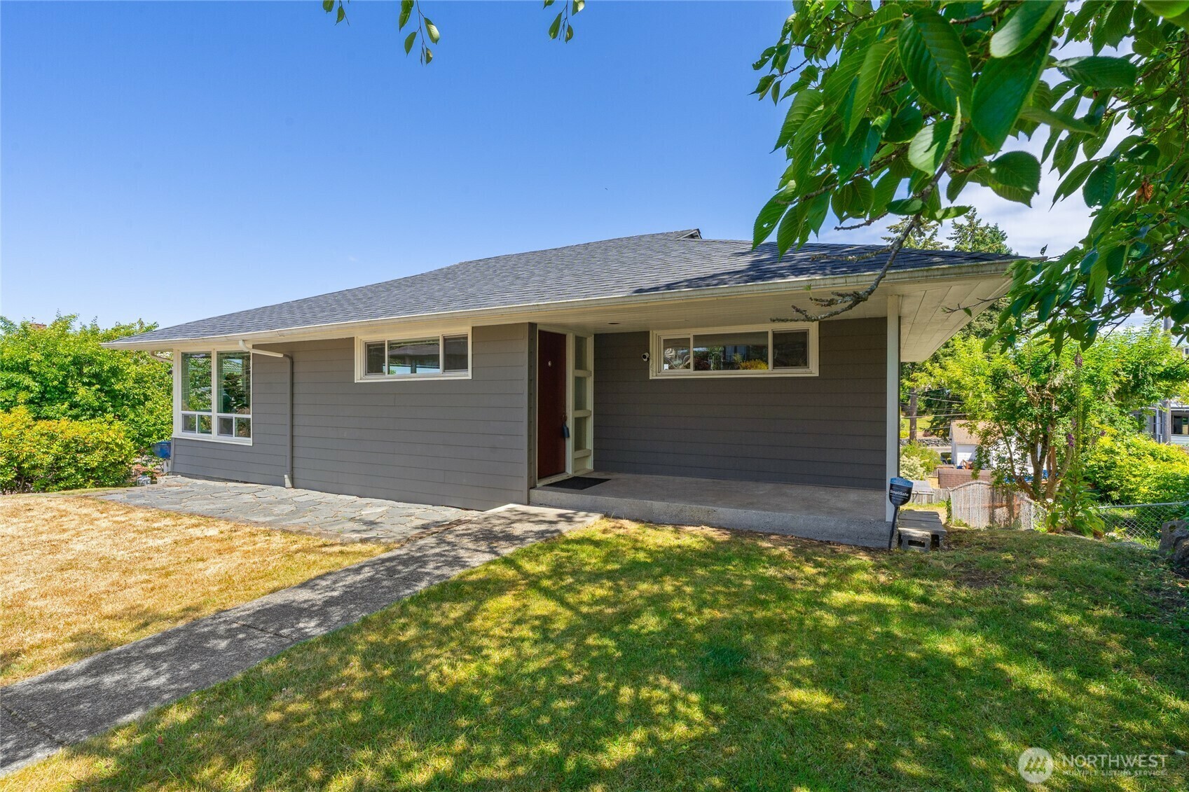 Property Photo: 4815 N Huson Street WA 98407