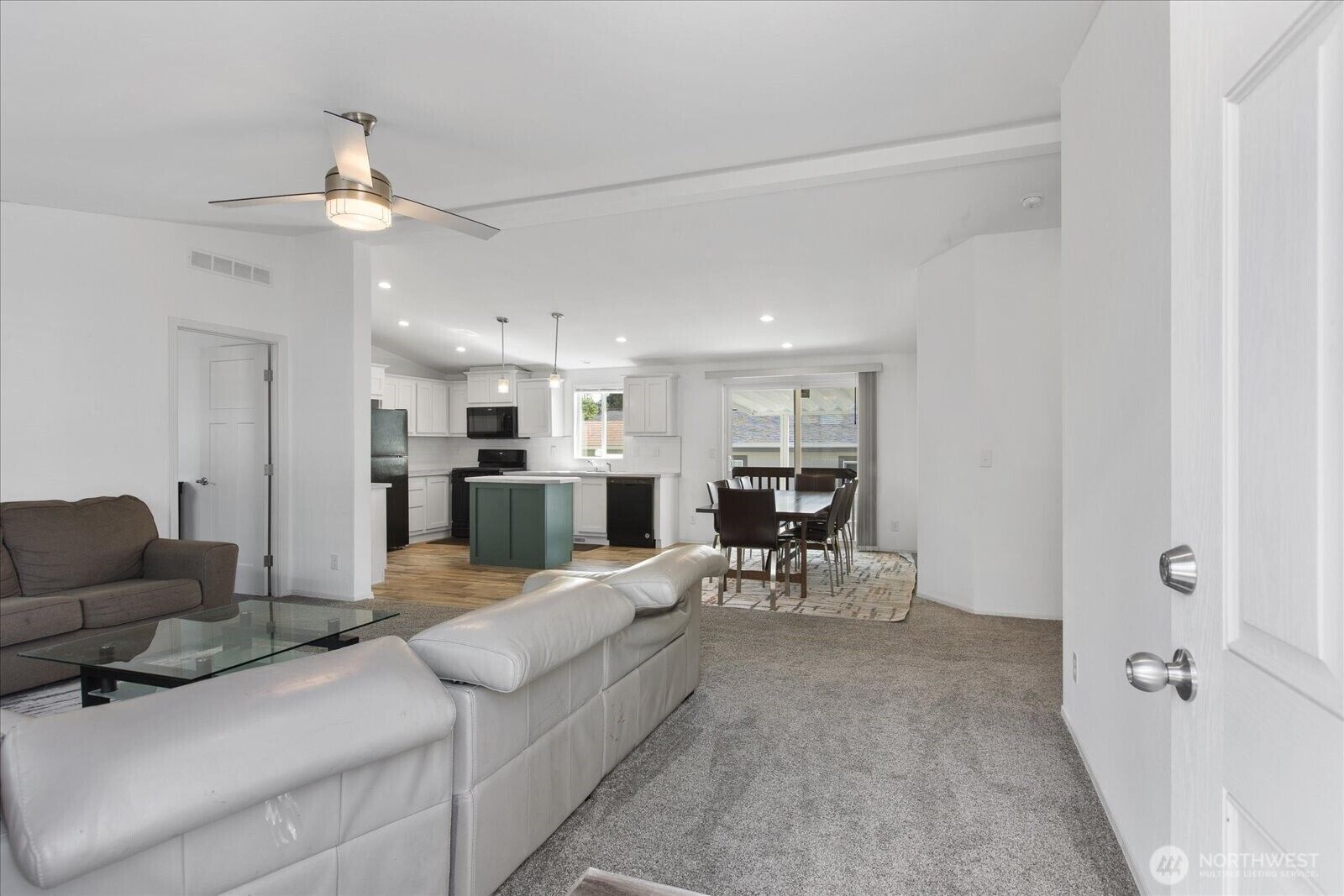 Property Photo:  23708  Locust Way 64  WA 98021 