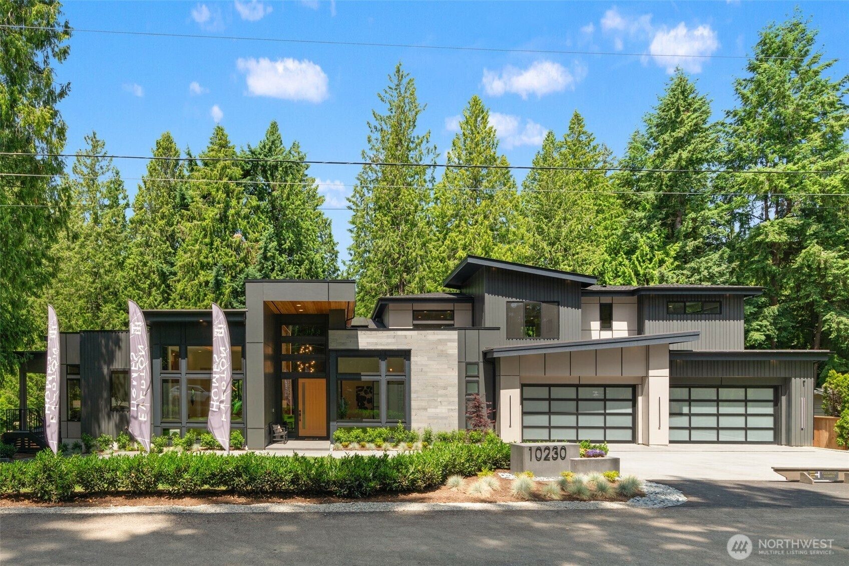 Property Photo: 10230 SE 13th Place WA 98004