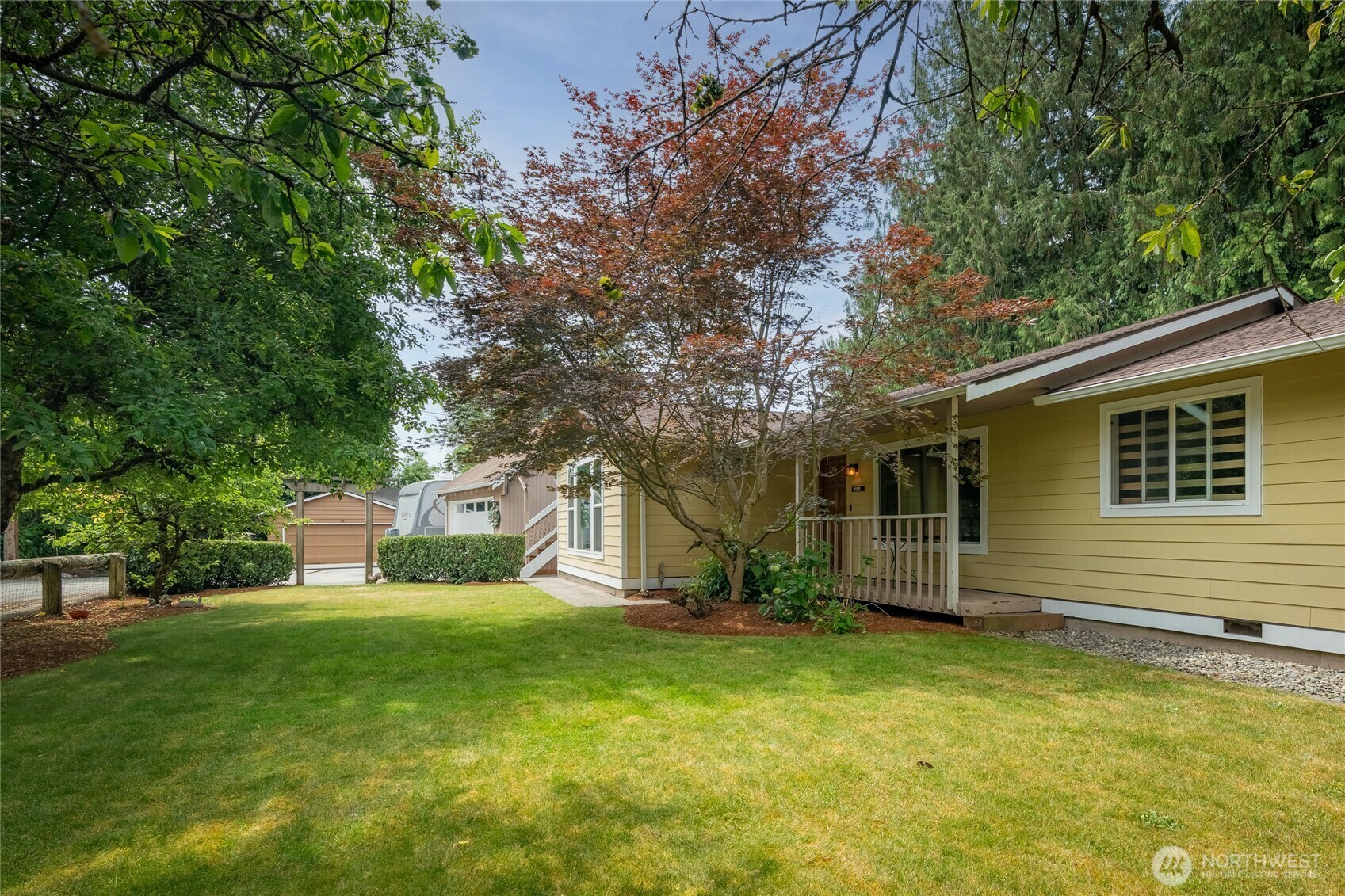 Property Photo: 118 W Winesap Road WA 98012