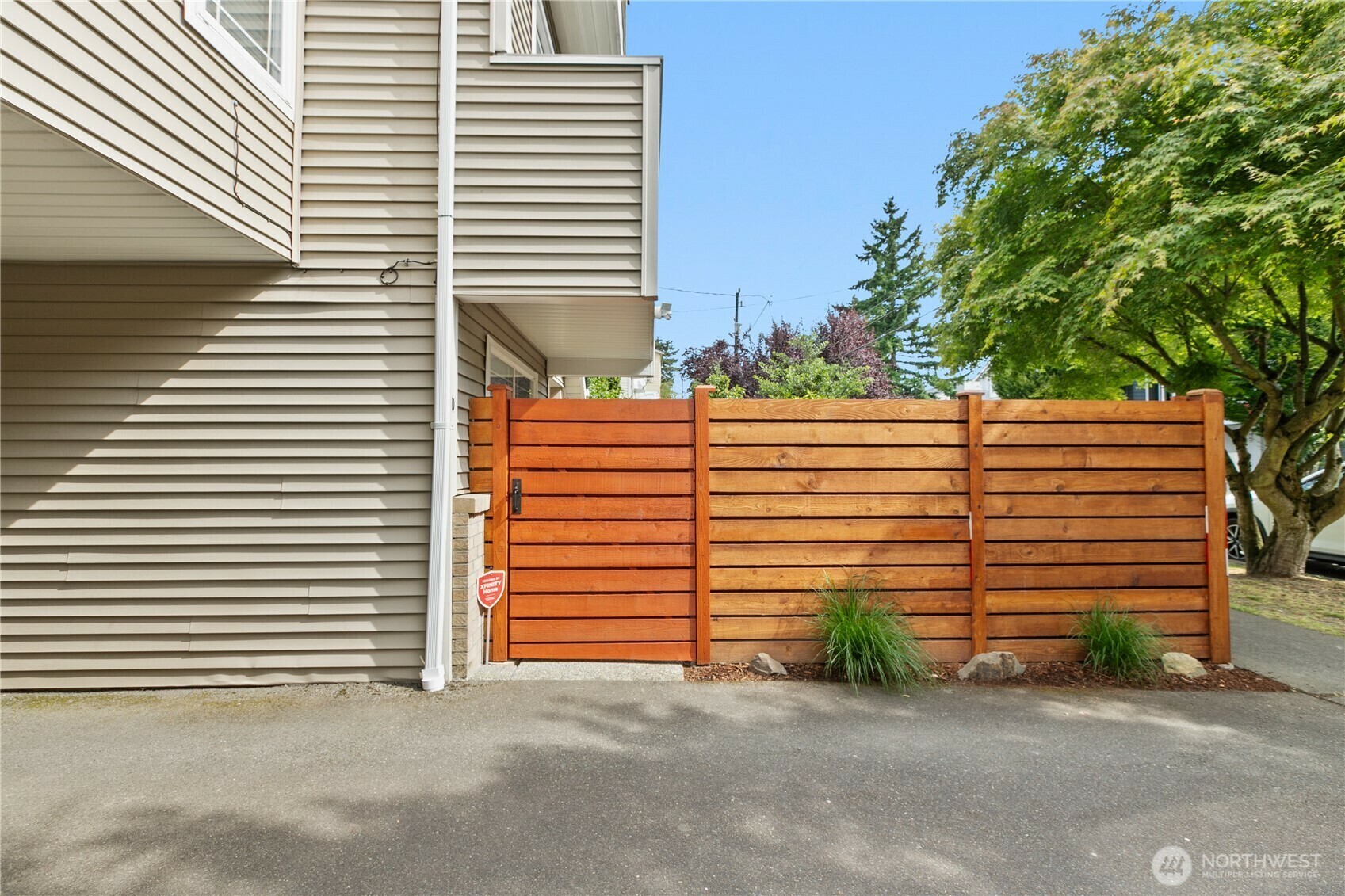 Property Photo: 8825 Stone Avenue N D WA 98103