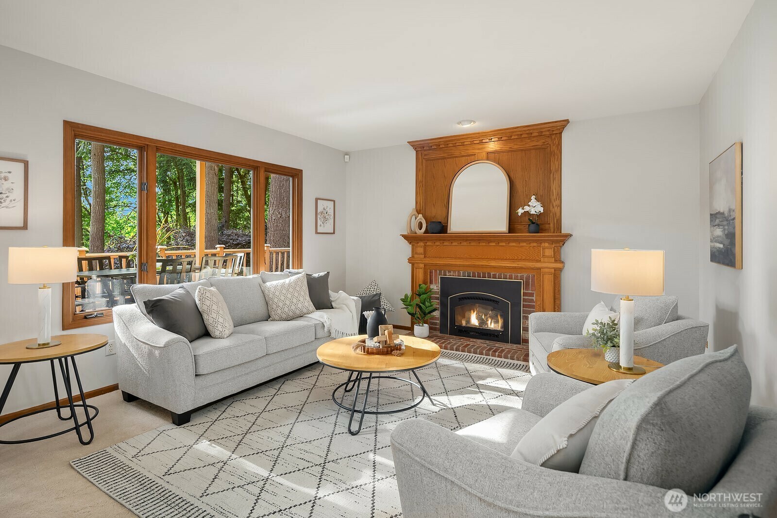 Property Photo: 741 222nd Place NE WA 98074
