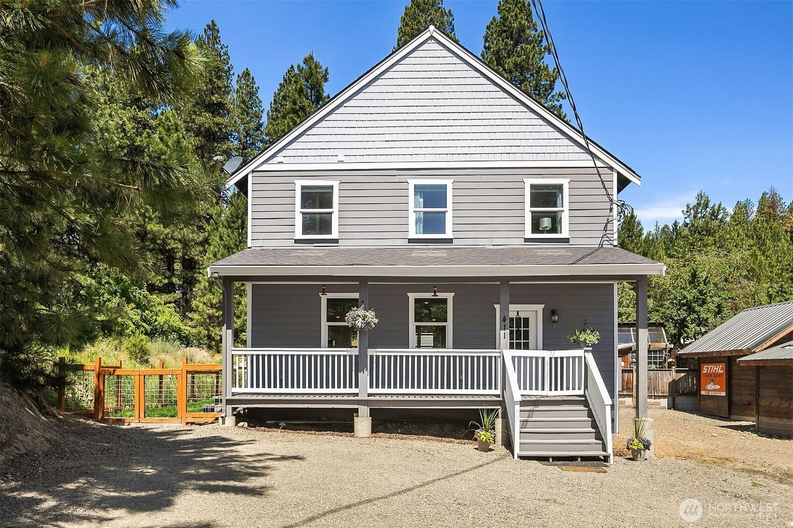 Property Photo: 411 W Alaska Avenue WA 98941