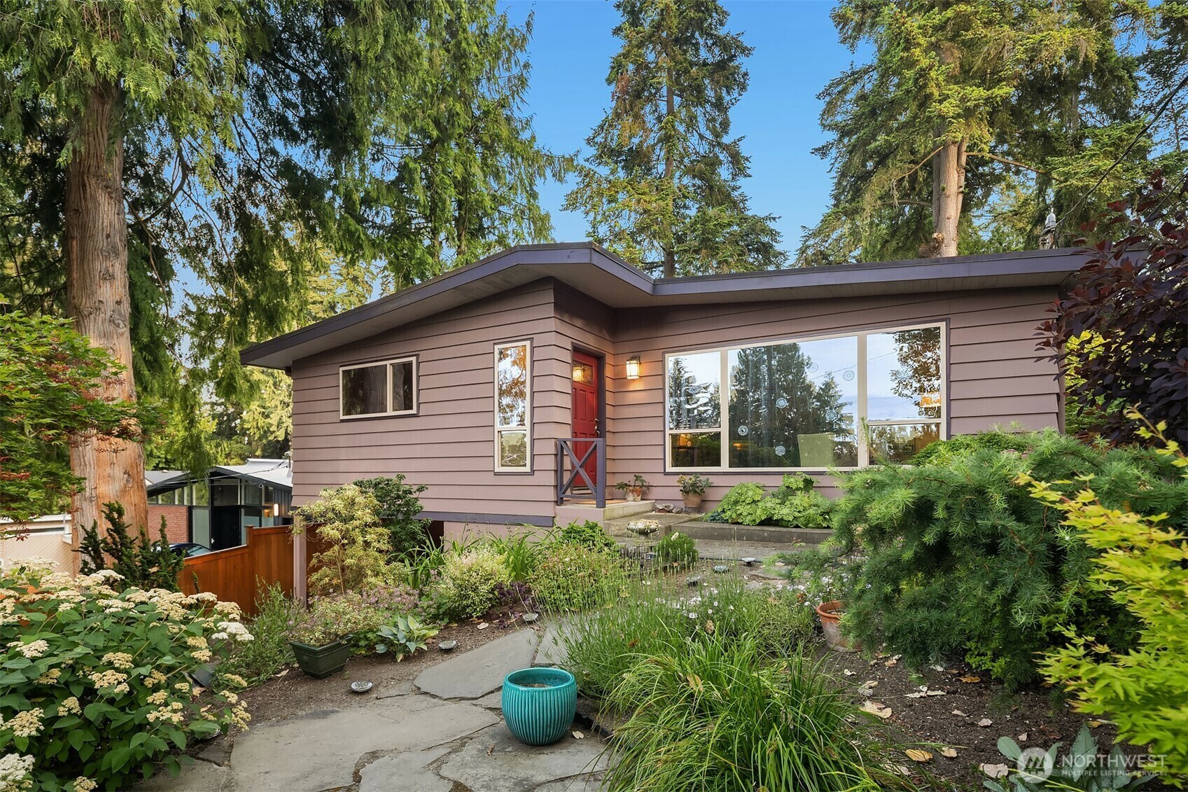 Property Photo: 1643 NE 186th Street WA 98155