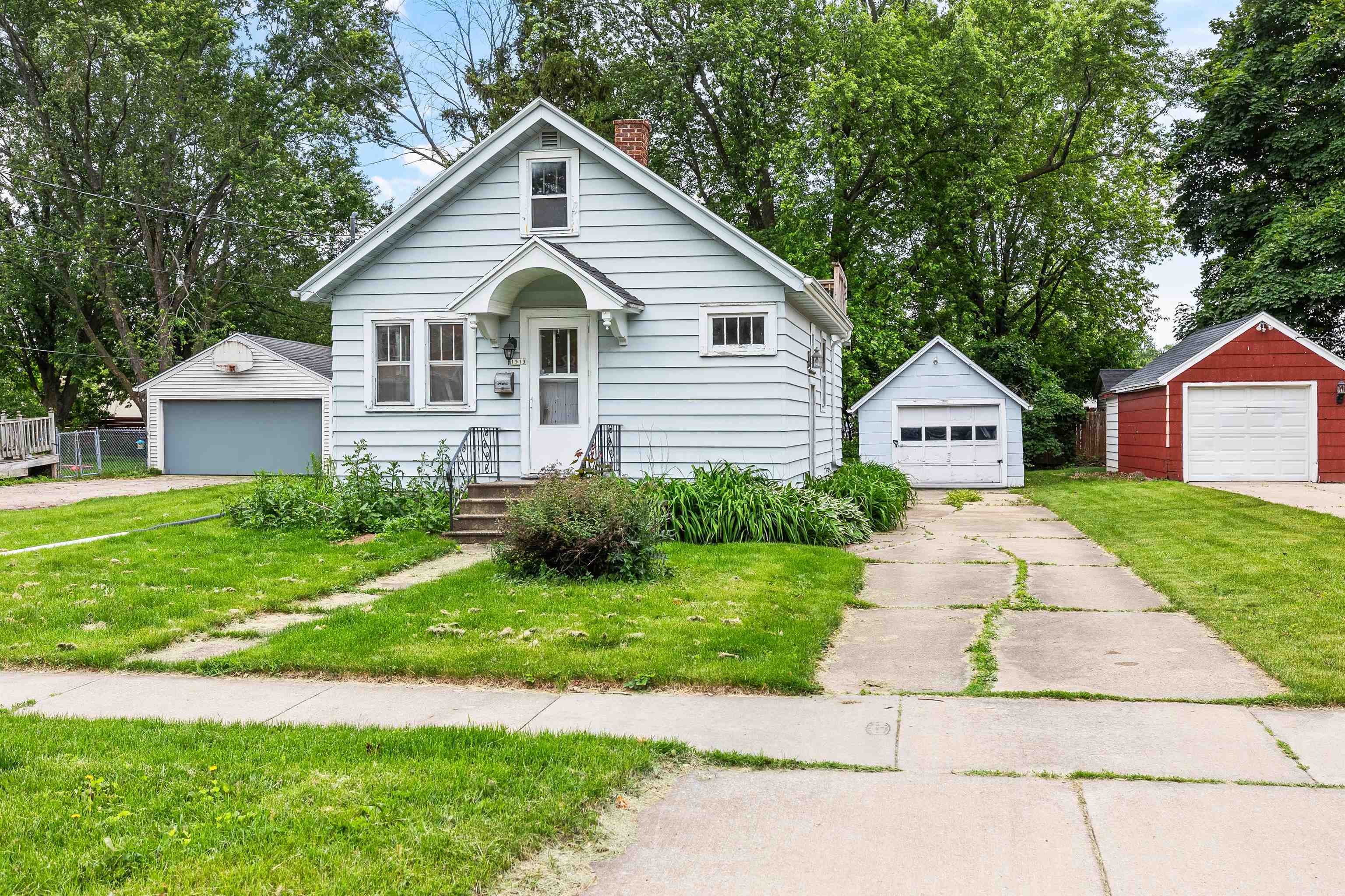 1513 W Washington Street  Appleton WI 54914 photo
