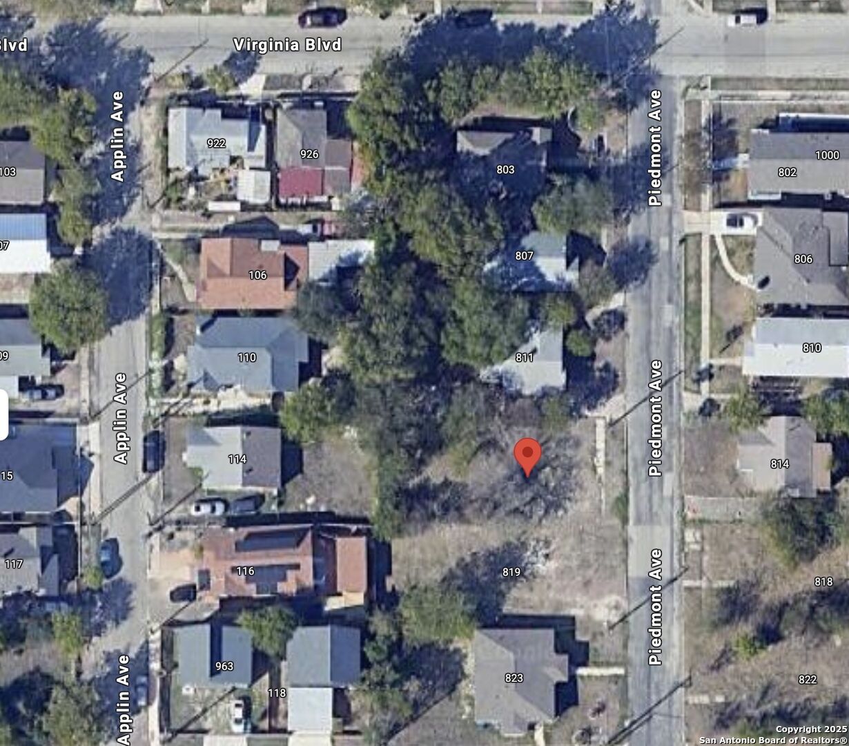 Property Photo: 815 Piedmont TX 78210