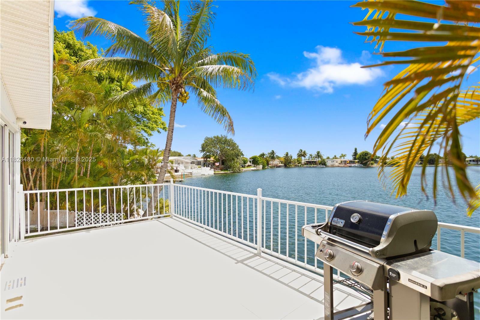 Property Photo: 5620 Lagoon Dr . FL 33312