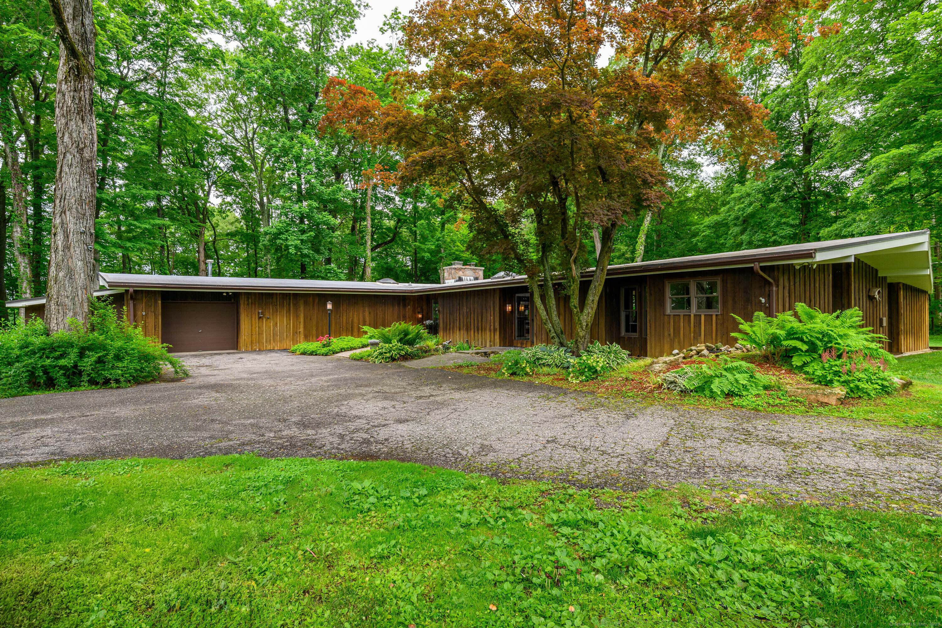 Property Photo: 6 High Ridge Grove CT 06804