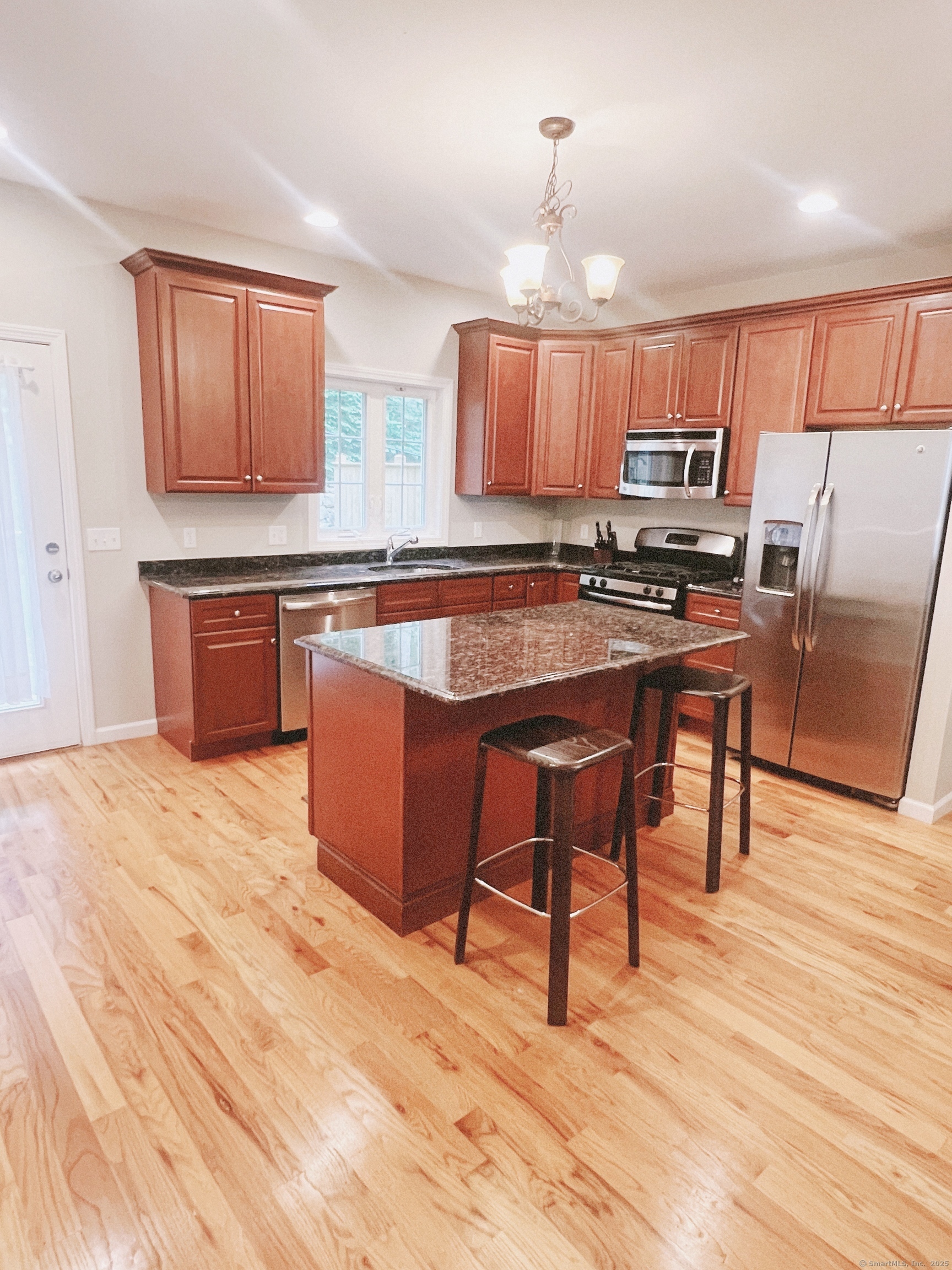 Property Photo: 21 Old Oak Drive 21 CT 06804